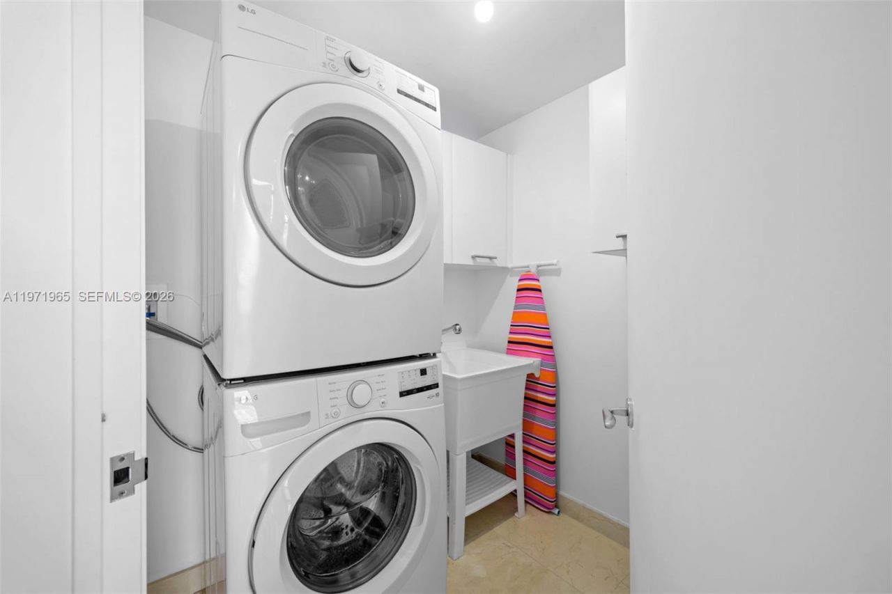 17121 Collins Ave , Unit 1508, Sunny Isles Beach, FL 33160 Photo