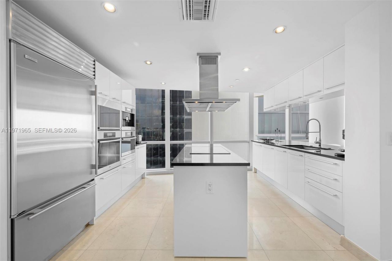 17121 Collins Ave , Unit 1508, Sunny Isles Beach, FL 33160 Photo