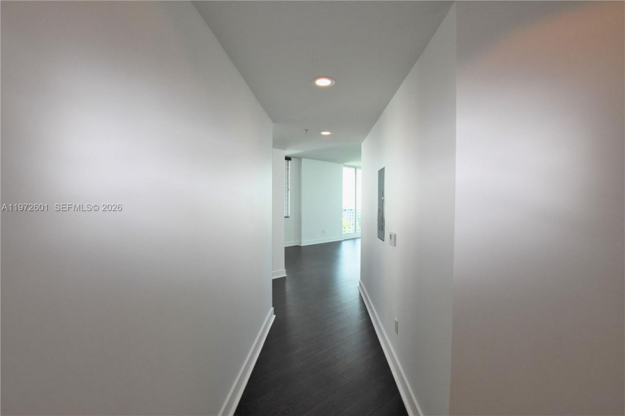 315 NE 3rd Ave , Unit 901, Fort Lauderdale, FL 33301 Photo
