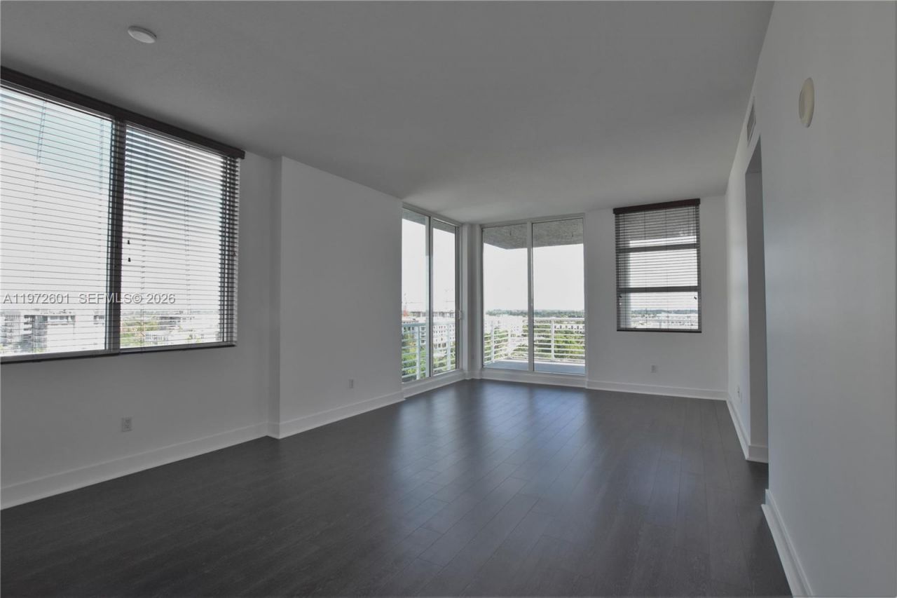 315 NE 3rd Ave , Unit 901, Fort Lauderdale, FL 33301 Photo