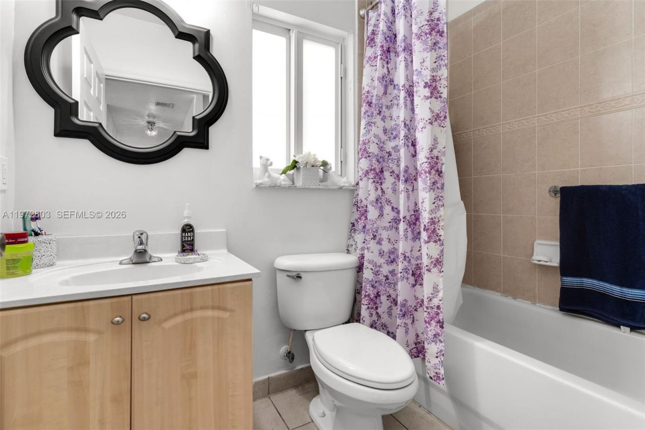 1760 NE 36th Ave , Homestead, FL 33033 Photo