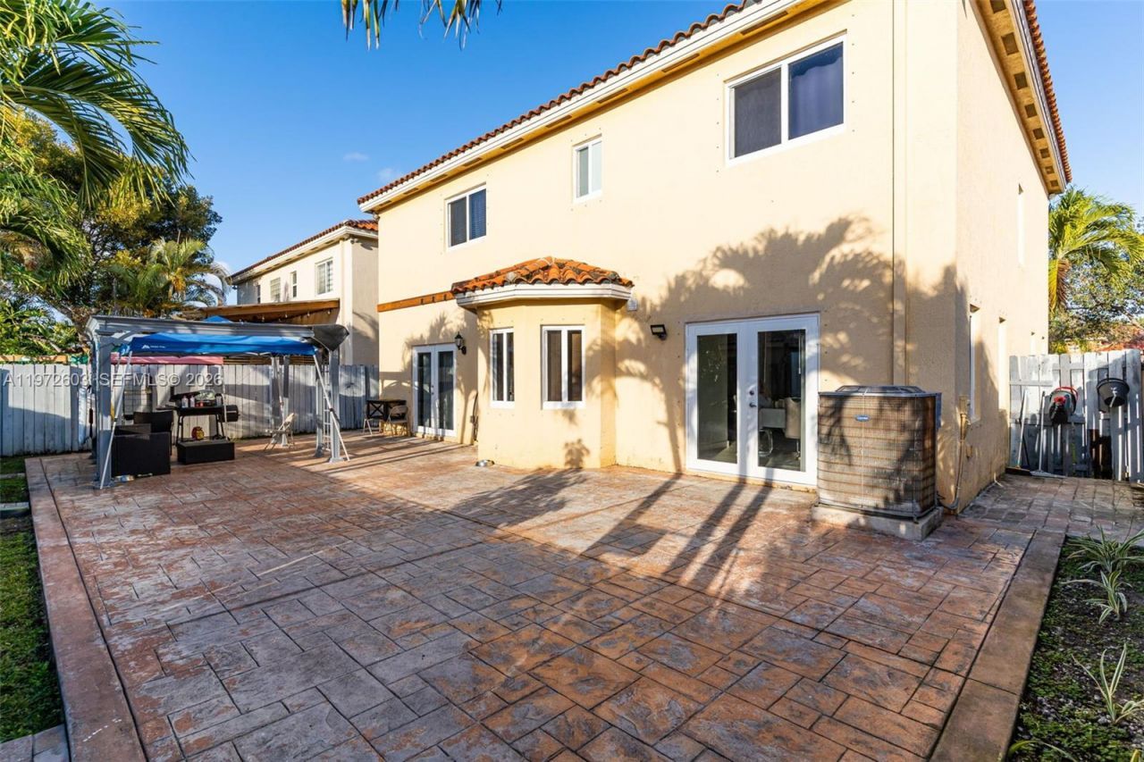 1760 NE 36th Ave , Homestead, FL 33033 Photo