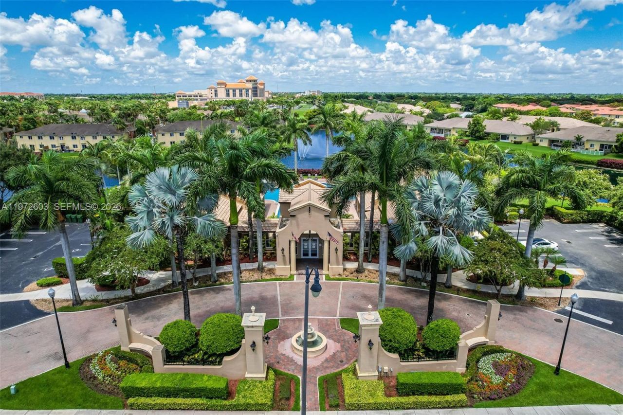 1760 NE 36th Ave , Homestead, FL 33033 Photo