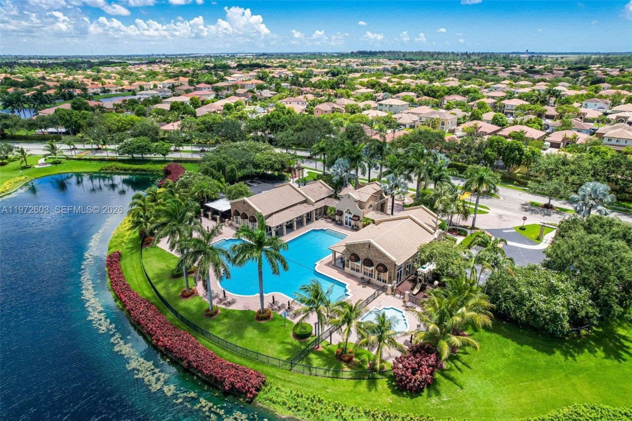 1760 NE 36th Ave , Homestead, FL 33033 Photo