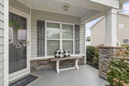 400 Stafford Dr. photo 4