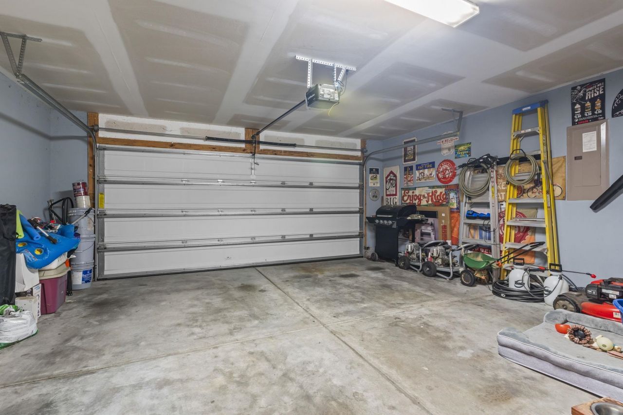 400 Stafford Dr. Photo 26