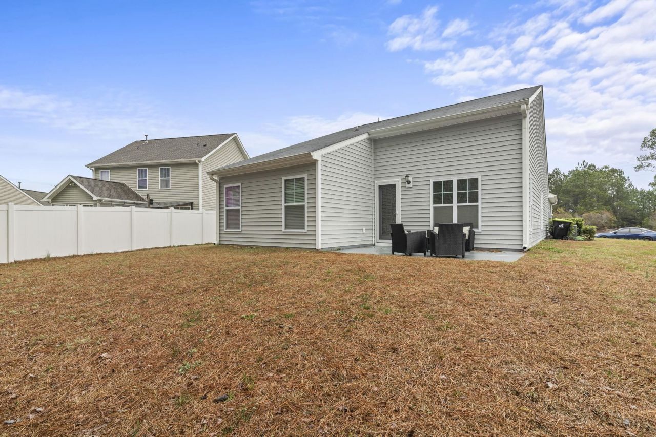 400 Stafford Dr. Photo 28