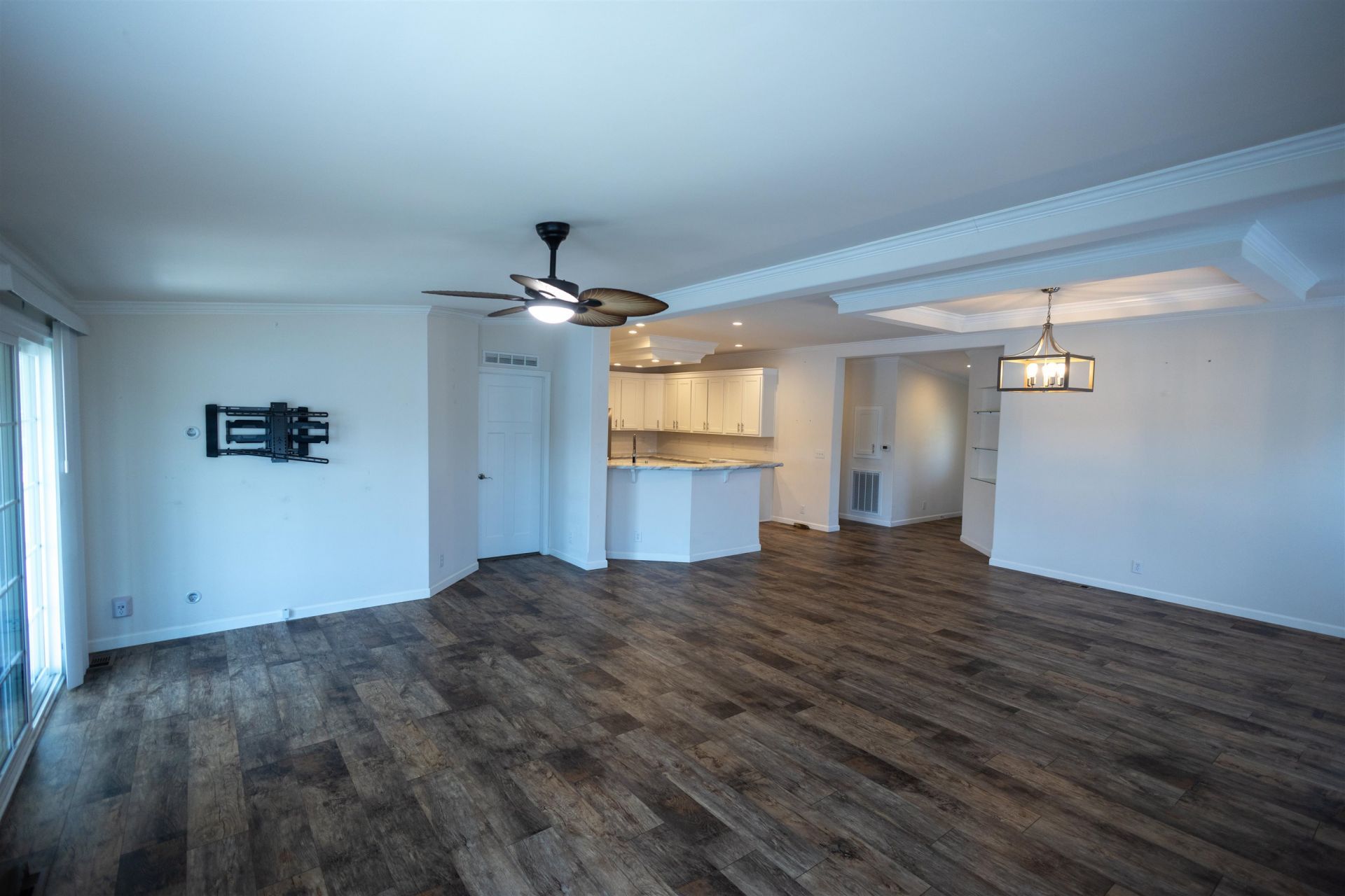 4033 Bubeck Dr. Photo 9