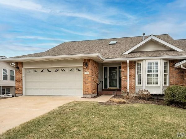 857 Braefield Court, Chesterfield, MO 63017