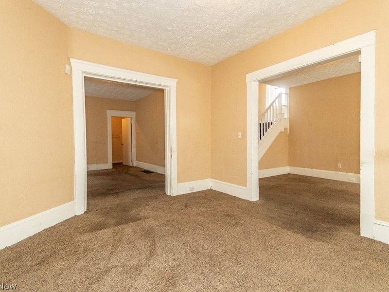 10401 Olivet Avenue, Cleveland, OH 44108 Photo 10