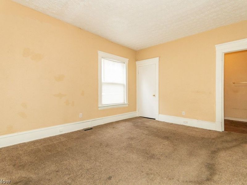 10401 Olivet Avenue, Cleveland, OH 44108 Photo 11