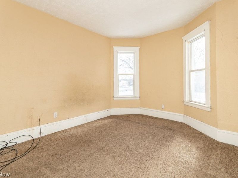 10401 Olivet Avenue, Cleveland, OH 44108 Photo 21