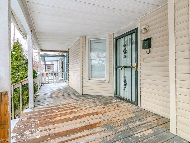 10401 Olivet Avenue, Cleveland, OH 44108 Photo 3