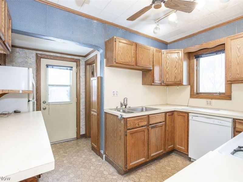 3131 Essex Road, Cleveland Heights, OH 44118 Photo 6