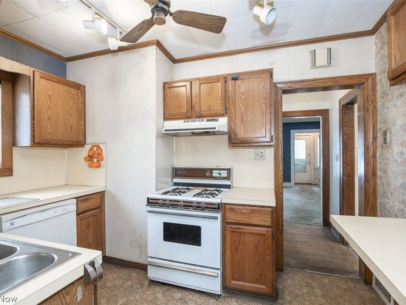 3131 Essex Road, Cleveland Heights, OH 44118 Photo 7