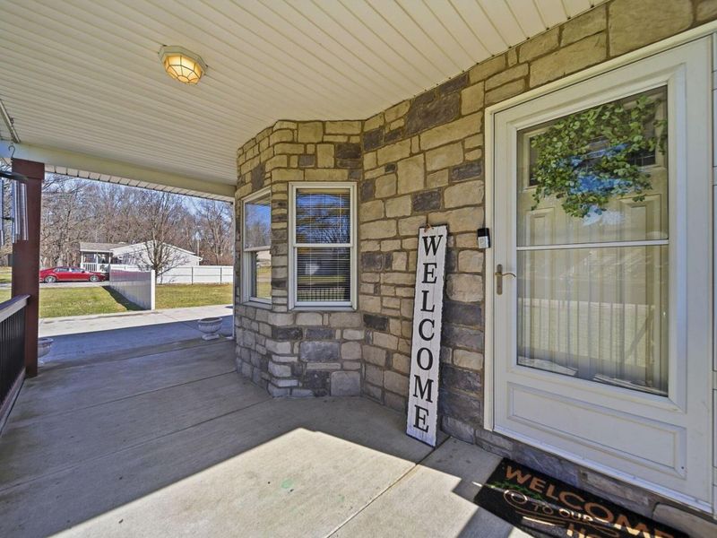 5382 Kirkwood Drive, Grove City, OH 43123 Photo 2