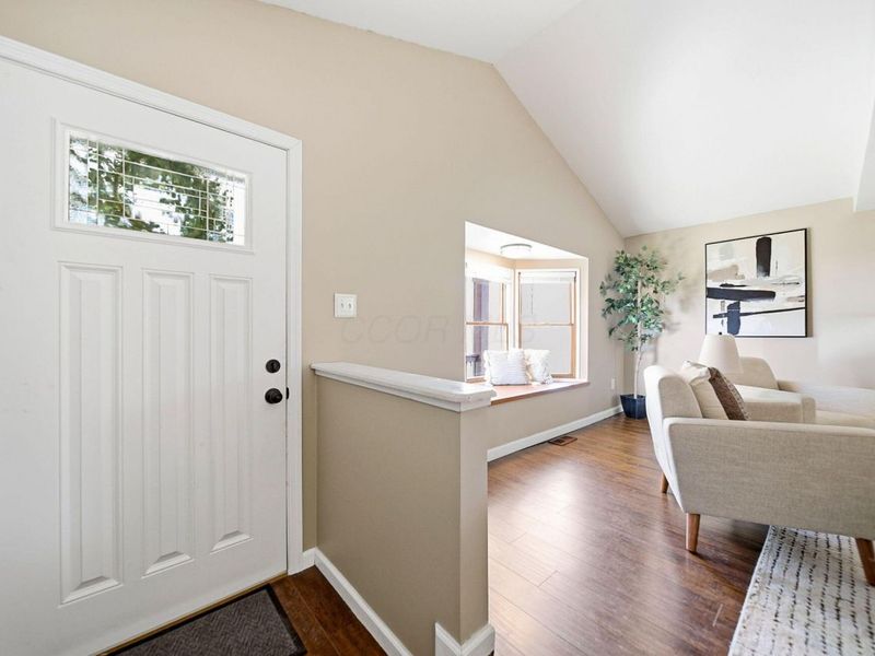 5382 Kirkwood Drive, Grove City, OH 43123 Photo 3