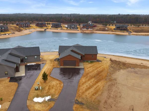 N8813 N Fly Rod Court, New Lisbon, WI 53950