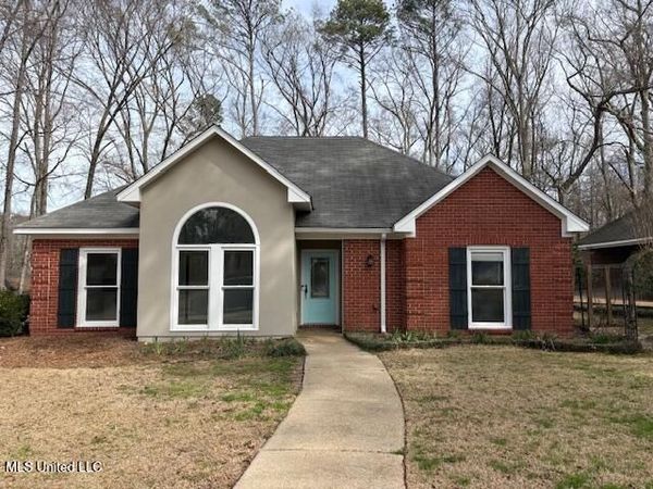 320 Woodrun Drive, Ridgeland, MS 39157