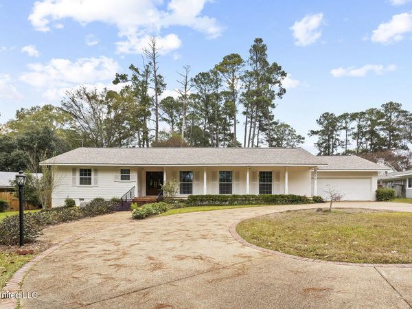 1512 Eastover Drive, Jackson, MS 39211