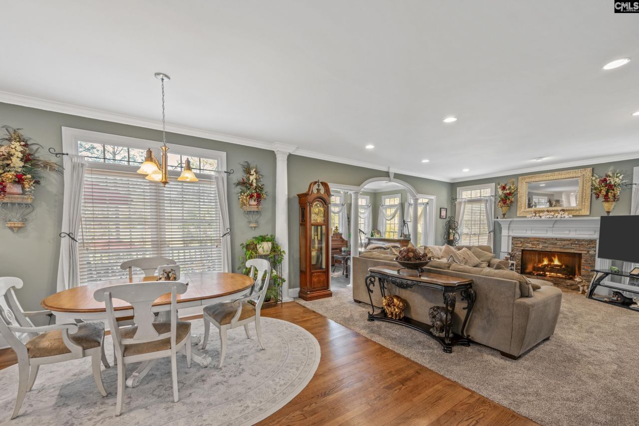 400 Steeple Crest N  Photo 14