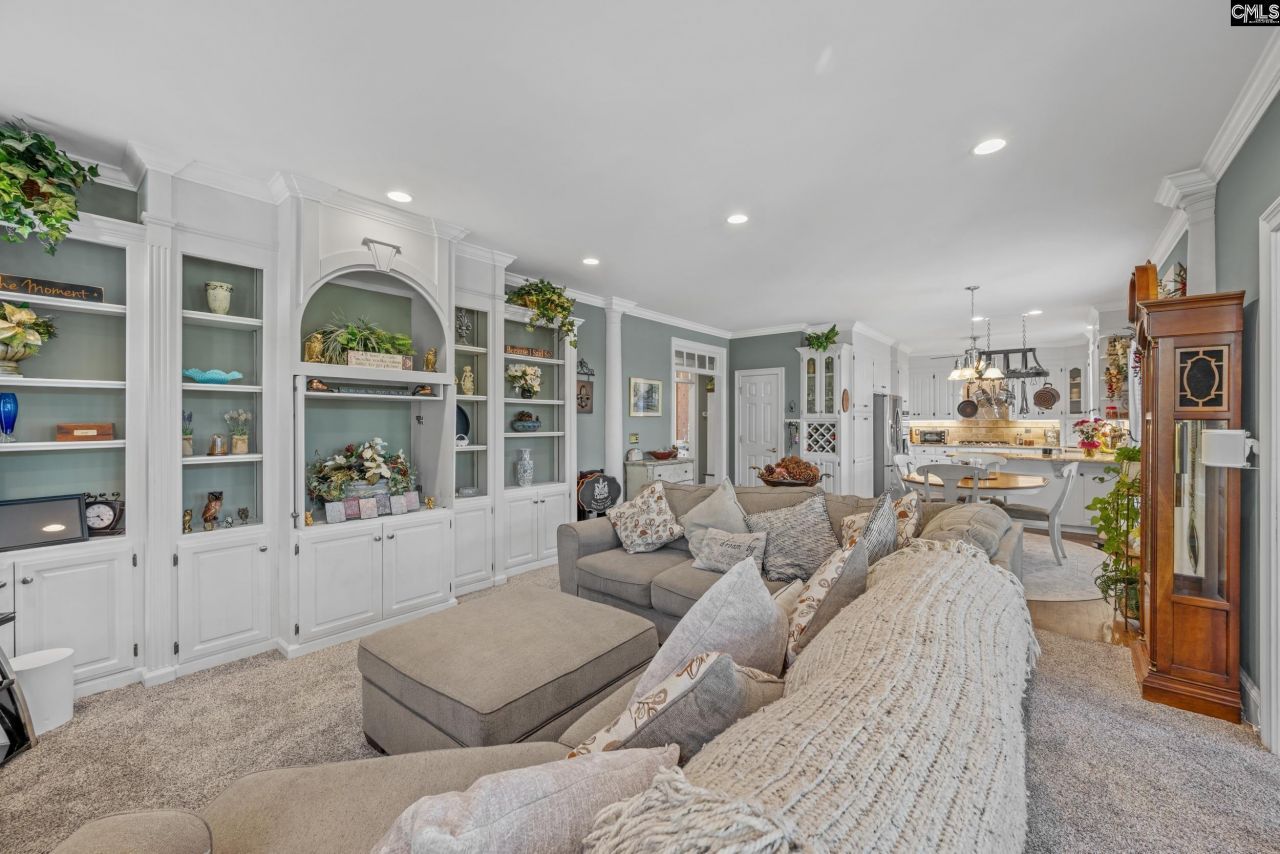 400 Steeple Crest N  Photo 16