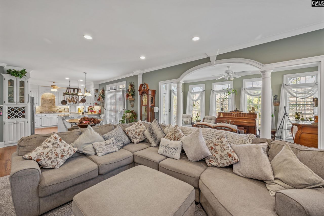 400 Steeple Crest N  Photo 18