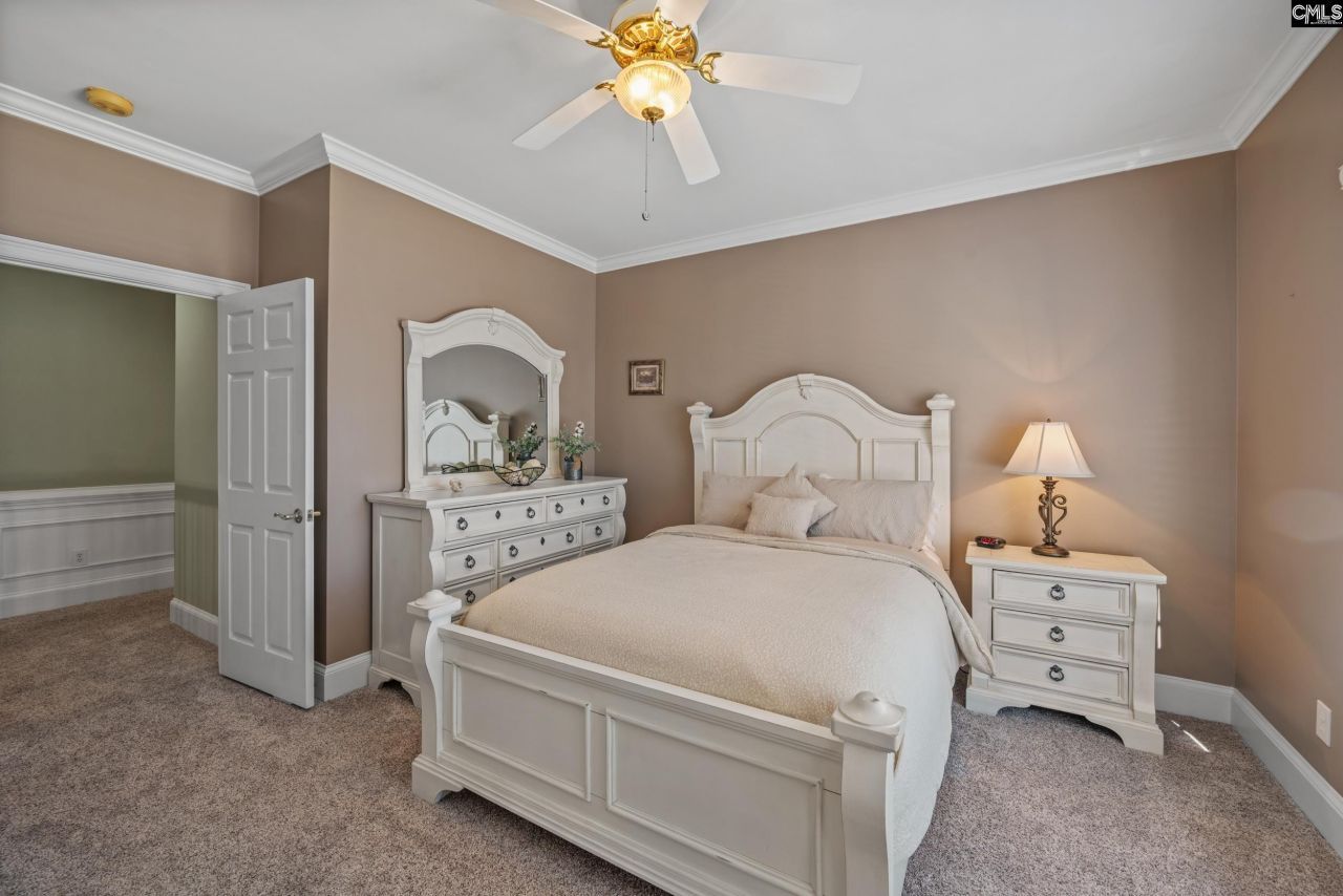 400 Steeple Crest N  Photo 44