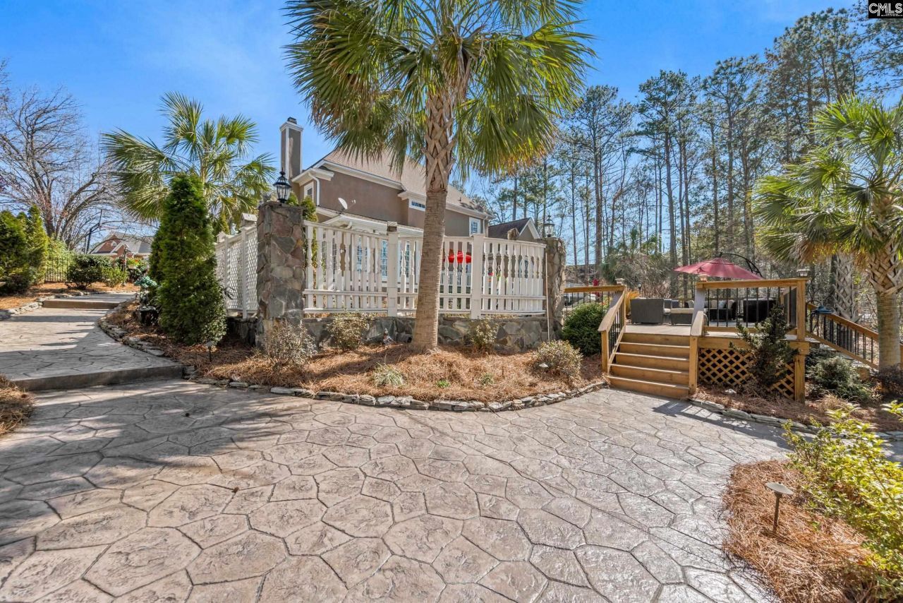 400 Steeple Crest N  Photo 5