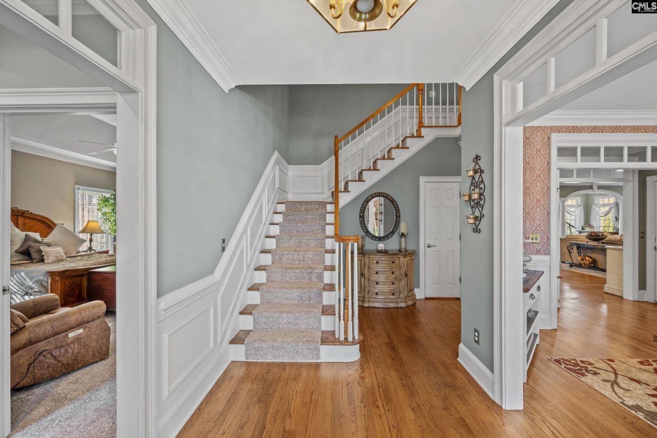 400 Steeple Crest N  Photo 7