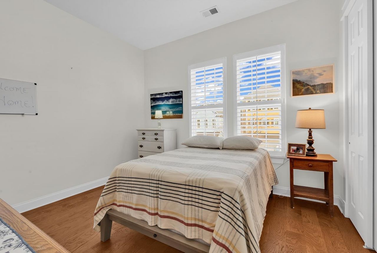 824 Shine Ave. Photo 21