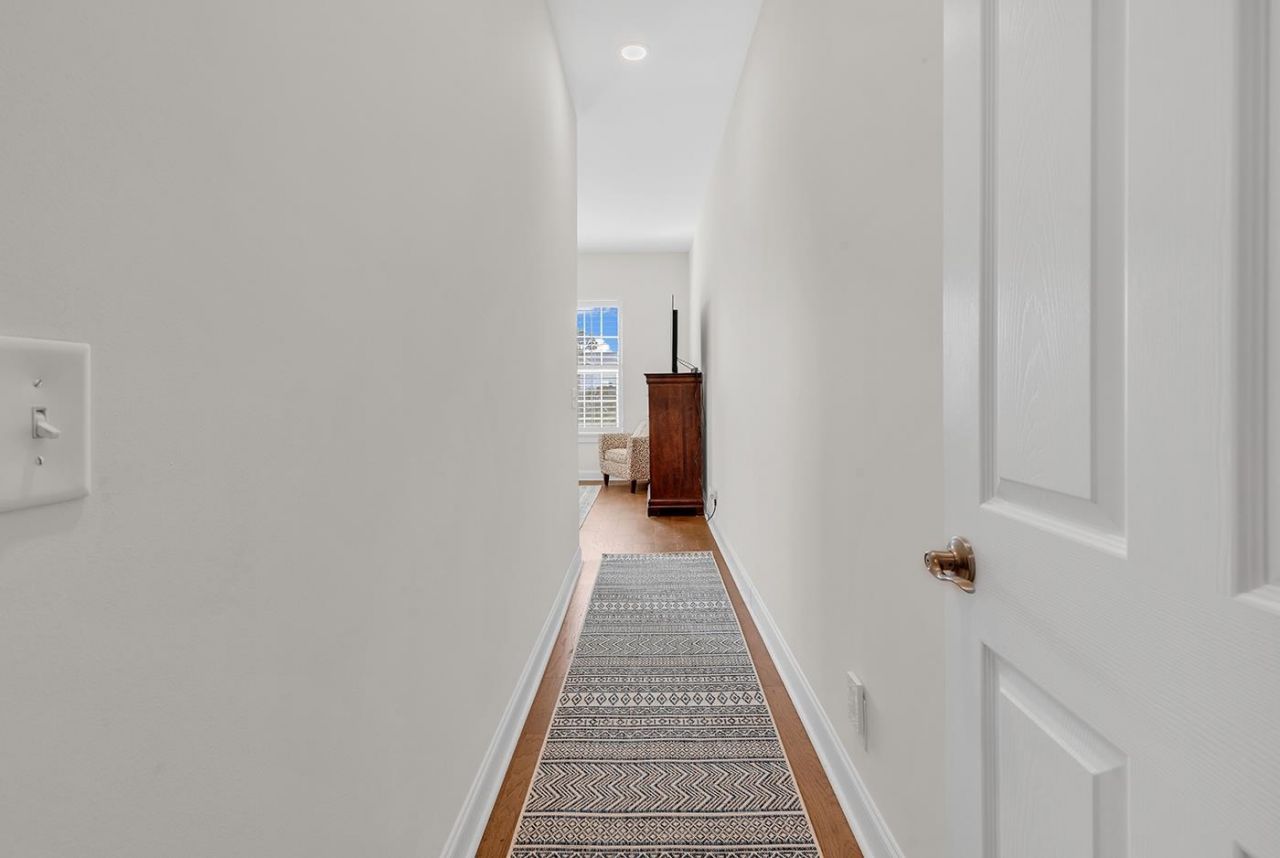 824 Shine Ave. Photo 29