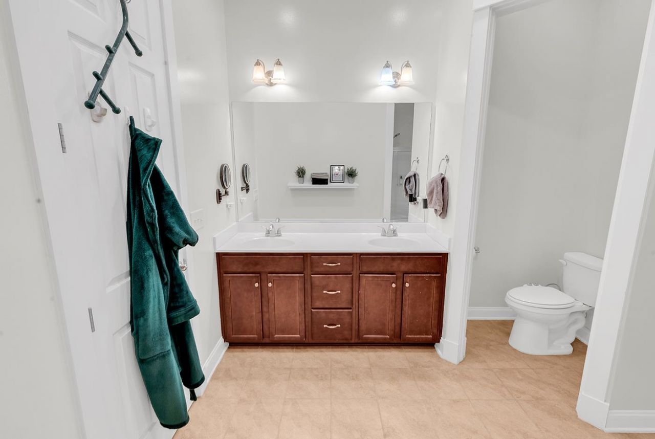 824 Shine Ave. Photo 35