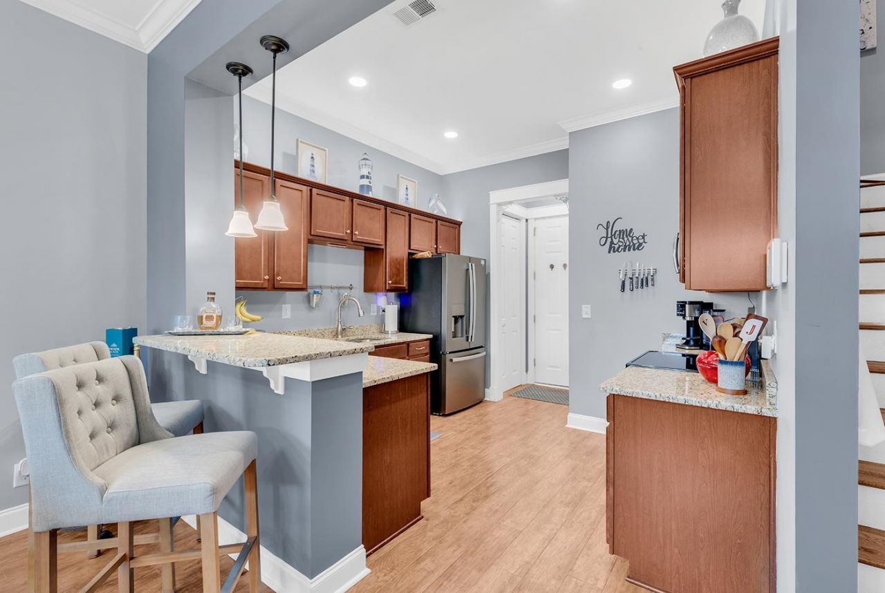 824 Shine Ave. Photo 4