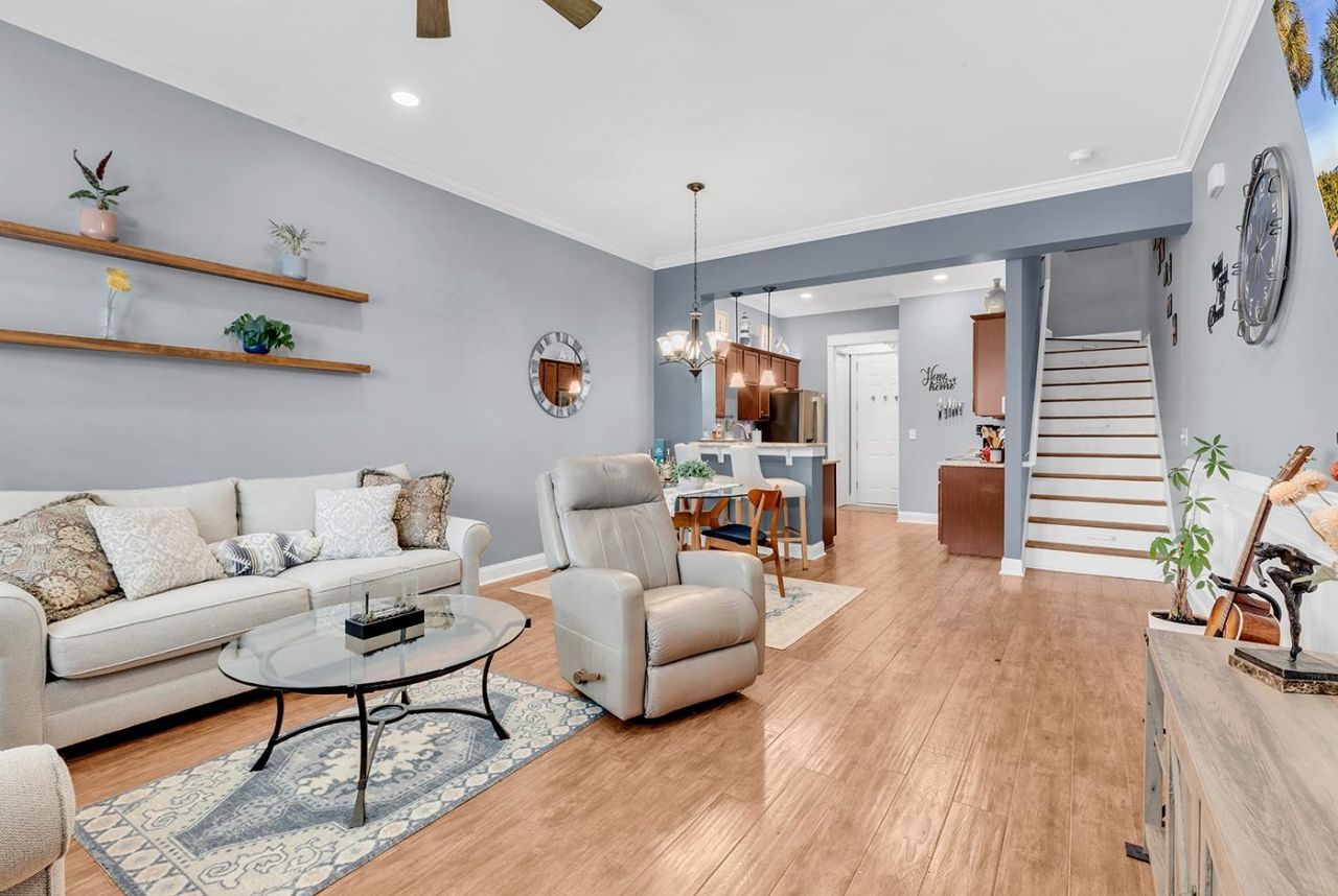 824 Shine Ave. Photo 9