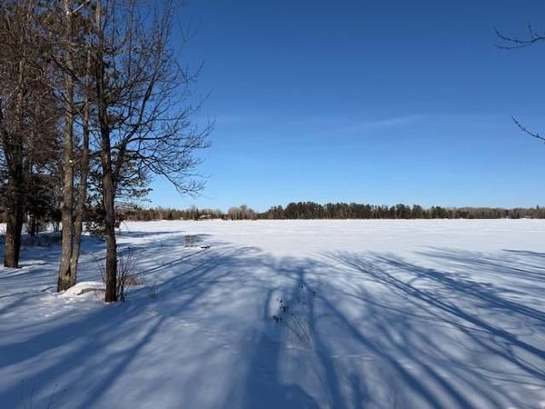 6175 Peninsula Road , Makinen, MN 55763