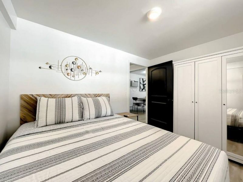 1829 Hollenbeck Drive, Orlando, FL 32806 Photo