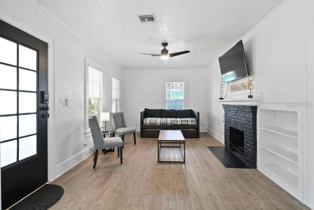 1829 Hollenbeck Drive, Orlando, FL 32806 Photo