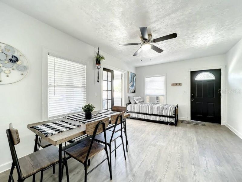 1829 Hollenbeck Drive, Orlando, FL 32806 Photo