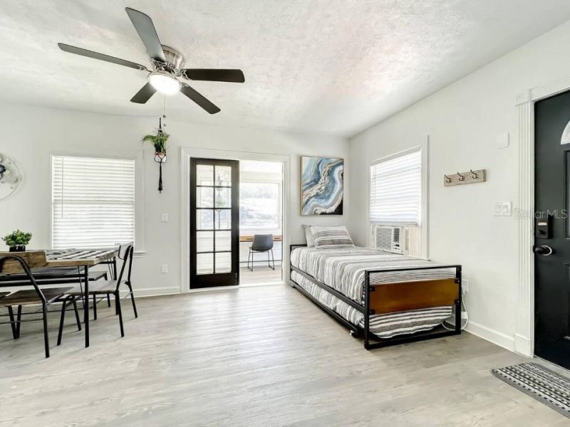 1829 Hollenbeck Drive, Orlando, FL 32806 Photo