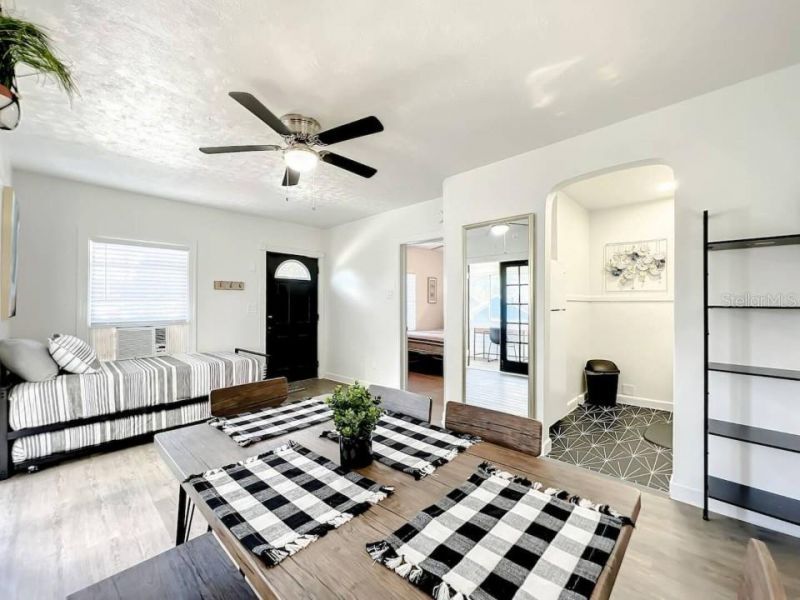 1829 Hollenbeck Drive, Orlando, FL 32806 Photo