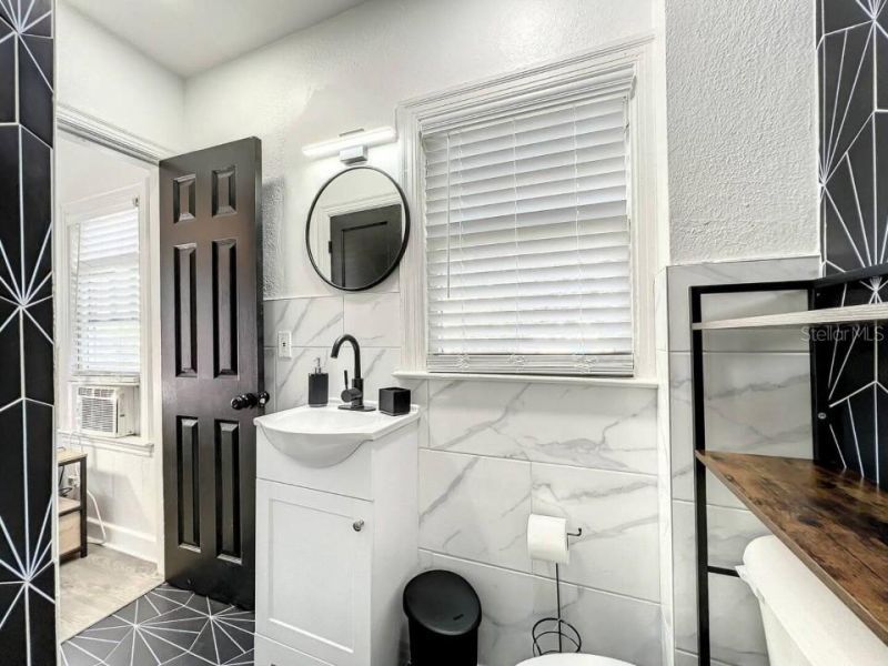 1829 Hollenbeck Drive, Orlando, FL 32806 Photo