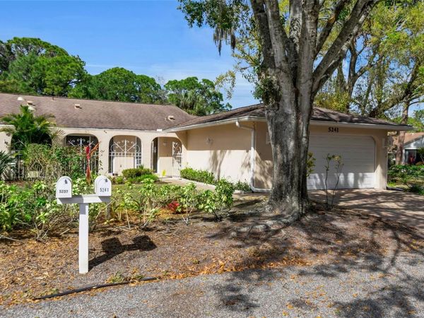 5241 MARSH FIELD LANE , Unit 18, SARASOTA, FL 34235