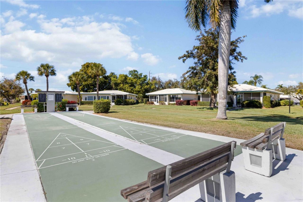 7011 9th Avenue W, Bradenton, FL 34209 Photo