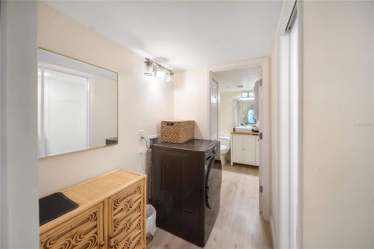 3700 S Osprey Avenue , Unit 118, Sarasota, FL 34239 Photo