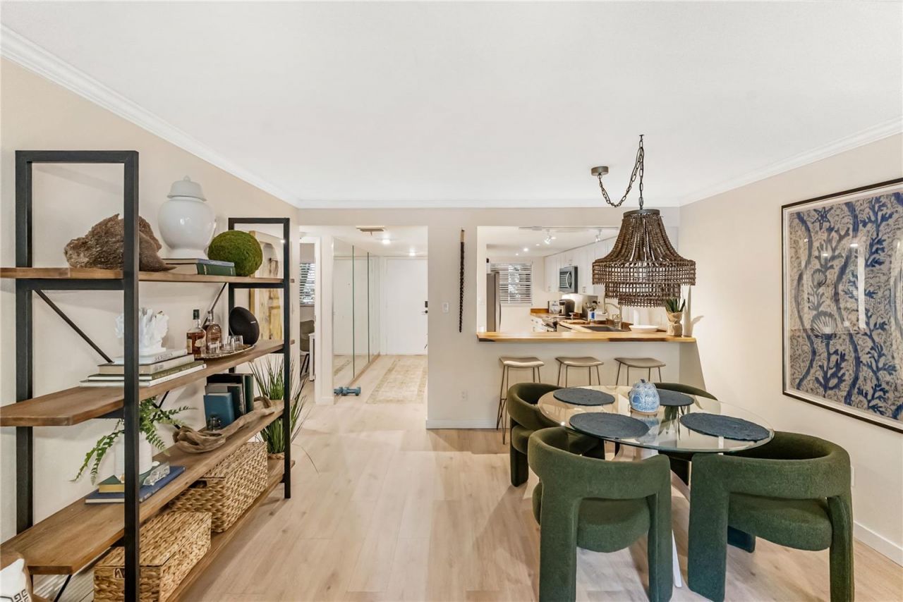 3700 S Osprey Avenue , Unit 118, Sarasota, FL 34239 Photo