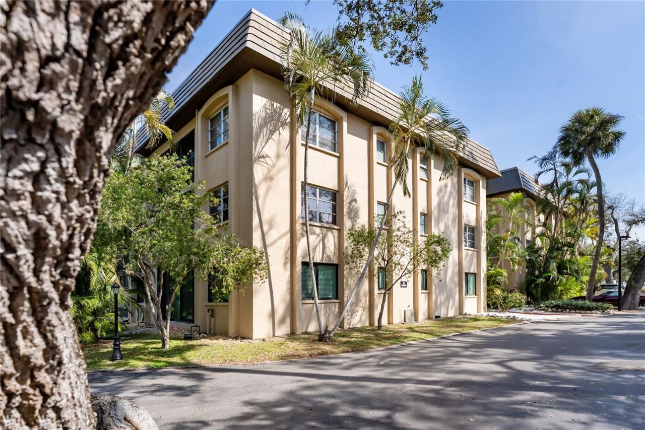 3700 S Osprey Avenue , Unit 118, Sarasota, FL 34239 Photo