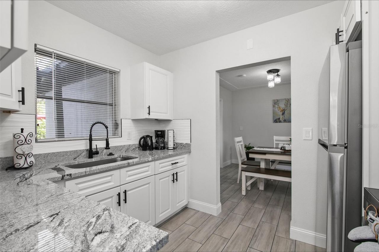 2405 48th Avenue W, Bradenton, FL 34207 Photo