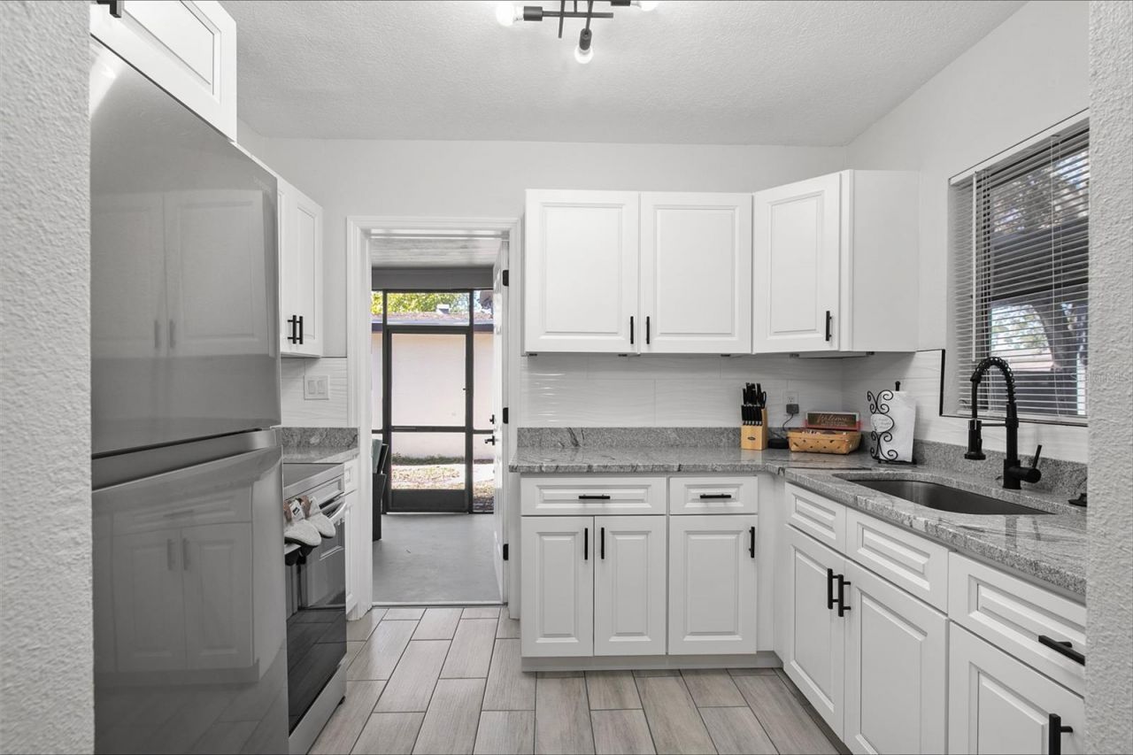 2405 48th Avenue W, Bradenton, FL 34207 Photo