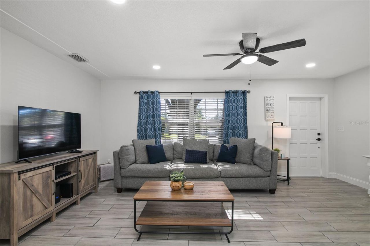 2405 48th Avenue W, Bradenton, FL 34207 Photo